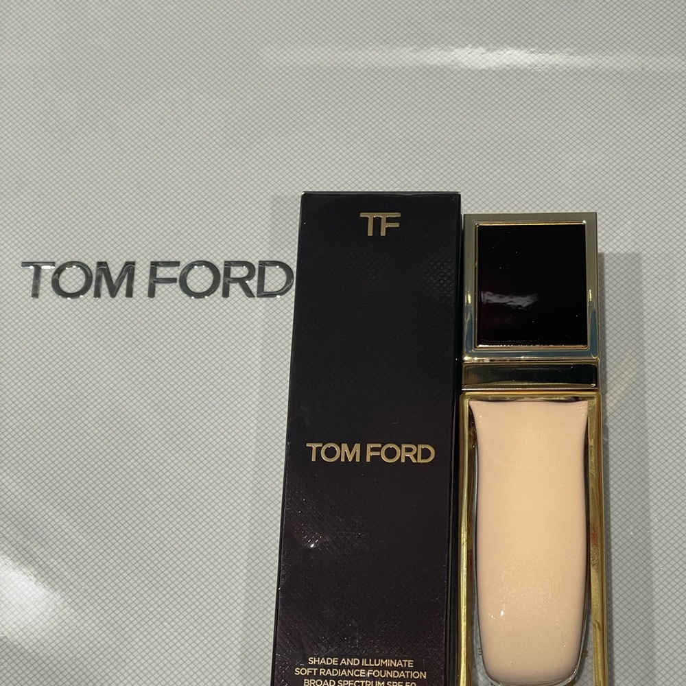 Tom Ford Shade and Illuminate Foundation